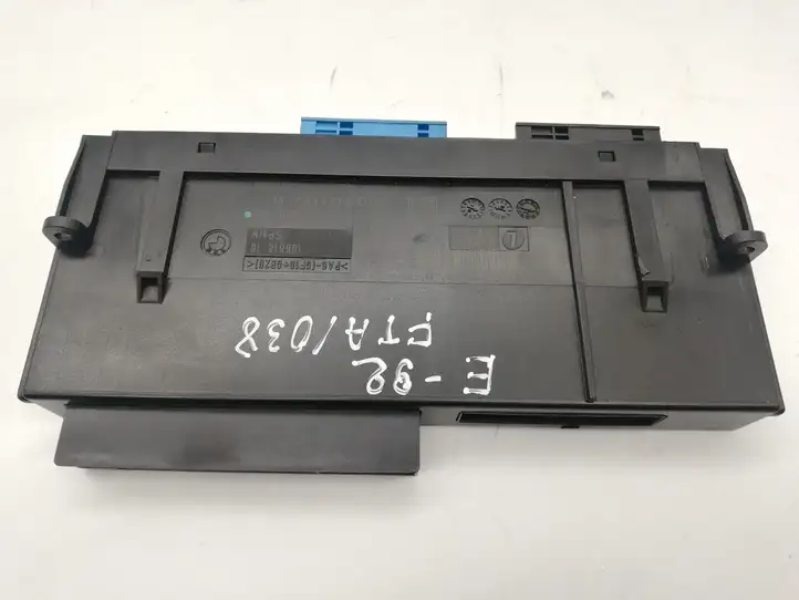 BMW 3 E92 E93 (2005 - 2014)  9134483 Модуль кузова