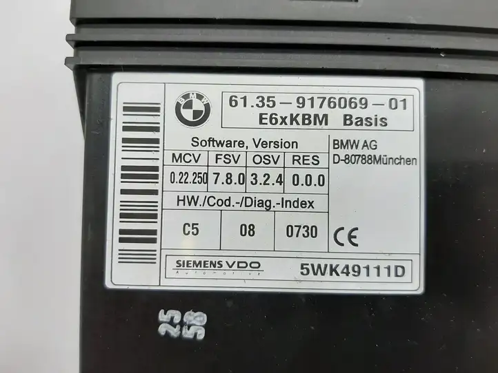 BMW 5 E60 E61 (2004 - 2010) 9176069 Модуль управления кузовом (BCM) — фото 3