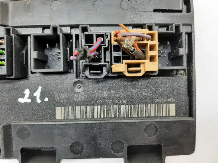 Volkswagen Golf V (2003 - 2009) 1K0959433AK Модуль управления кузовом (BCM) — фото 3