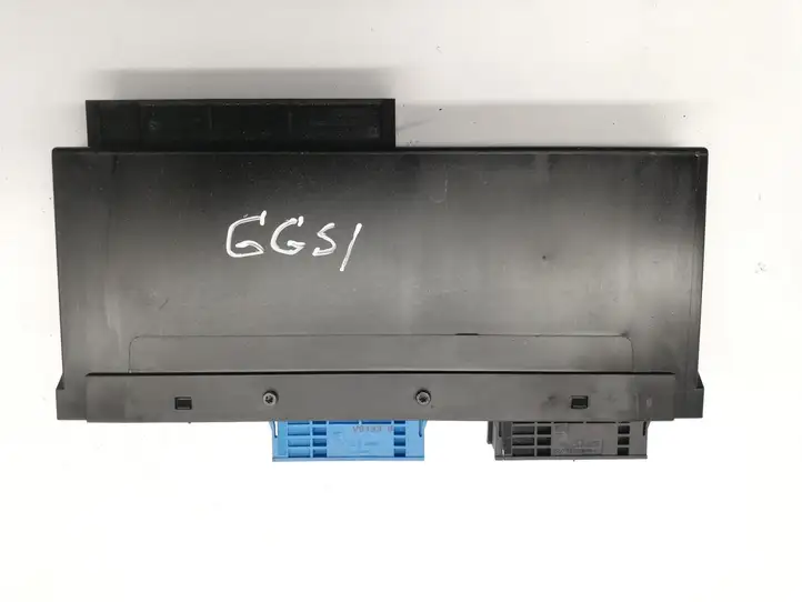 BMW 1 E82 E88 (2007 - 2014)  9176877 Модуль кузова