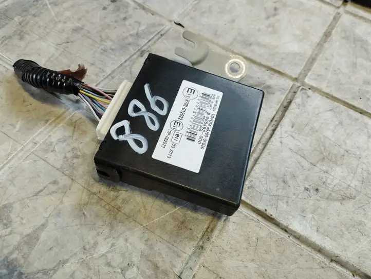 Toyota Corolla Verso AR10 (2004 - 2009) 897800F020 Блок иммобилайзера — фото 4