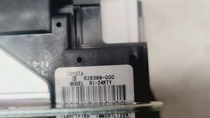 Toyota Corolla Verso AR10 (2004 - 2009) 626399000 Блок иммобилайзера — фото 4