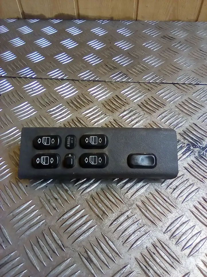 Mercedes-Benz A W168 (1997 - 2004) 1688202810 Блок кнопок стеклоподъемников — фото 1
