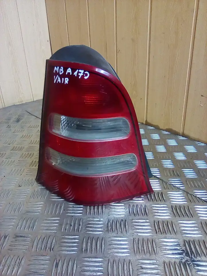 Mercedes-Benz A W168 (1997 - 2004) ULO33206940 Задний фонарь в кузове — фото 1
