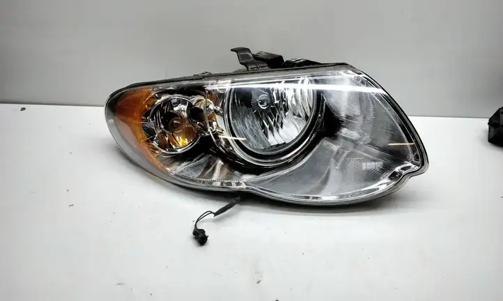 Chrysler Voyager (2001 - 2004) 90038034 Передняя фара — фото 1