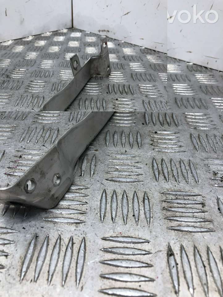 BMW 7 F01 F02 F03 F04 (2008 - 2016)  7158893 Балка крепления панели