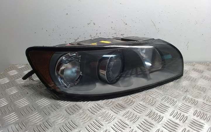 Volvo S40 (2004 - 2007)  30698890 Передняя фара
