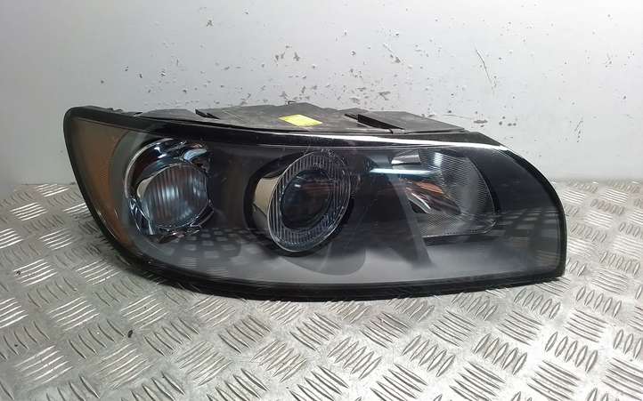 Volvo S40 (2004 - 2007)  30698886 Передняя фара