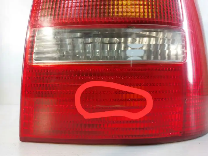 Audi A4 S4 B5 8D (1999 - 2001) 8D9945096C Задний фонарь в кузове — фото 1