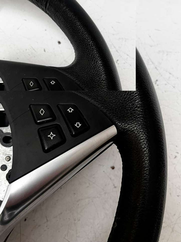 BMW 5 E60 E61 (2004 - 2010)  11008818 Руль
