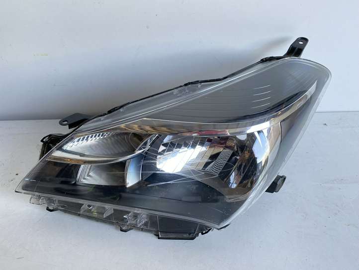Toyota Yaris (2014 - 2019)   Передняя фара