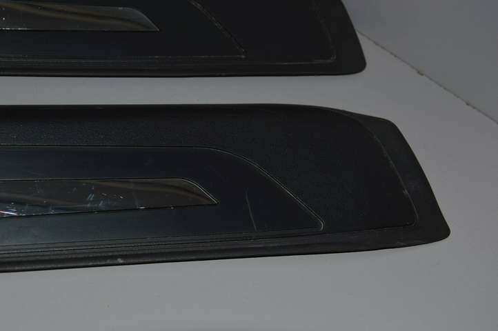 BMW 6 E63 E64 (2002 - 2010)  7011075 Отделка переднего порога (внешняя)