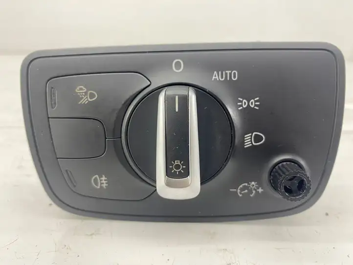 Audi A6 C7 (2011 - 2014) 4G0941531E Включатель фонарей — фото 1