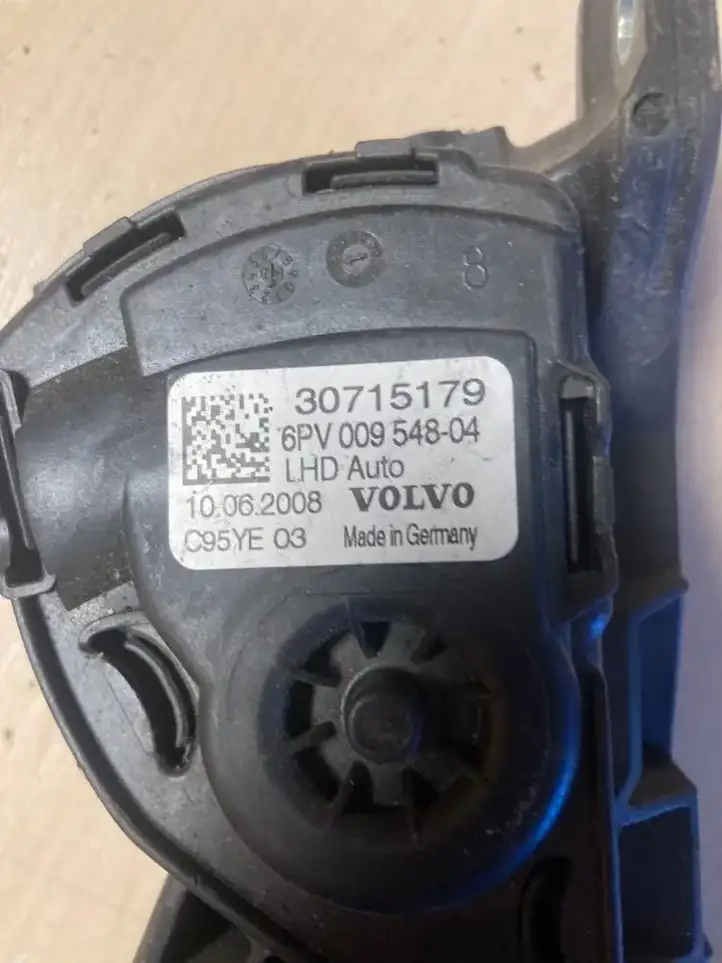 Volvo XC90 (2006 - 2014) 30715179 Педаль акселератора — фото 1