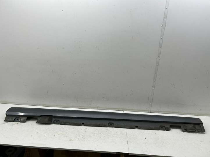 Mercedes-Benz E W213 (2016 - )  A2136900202 Порог