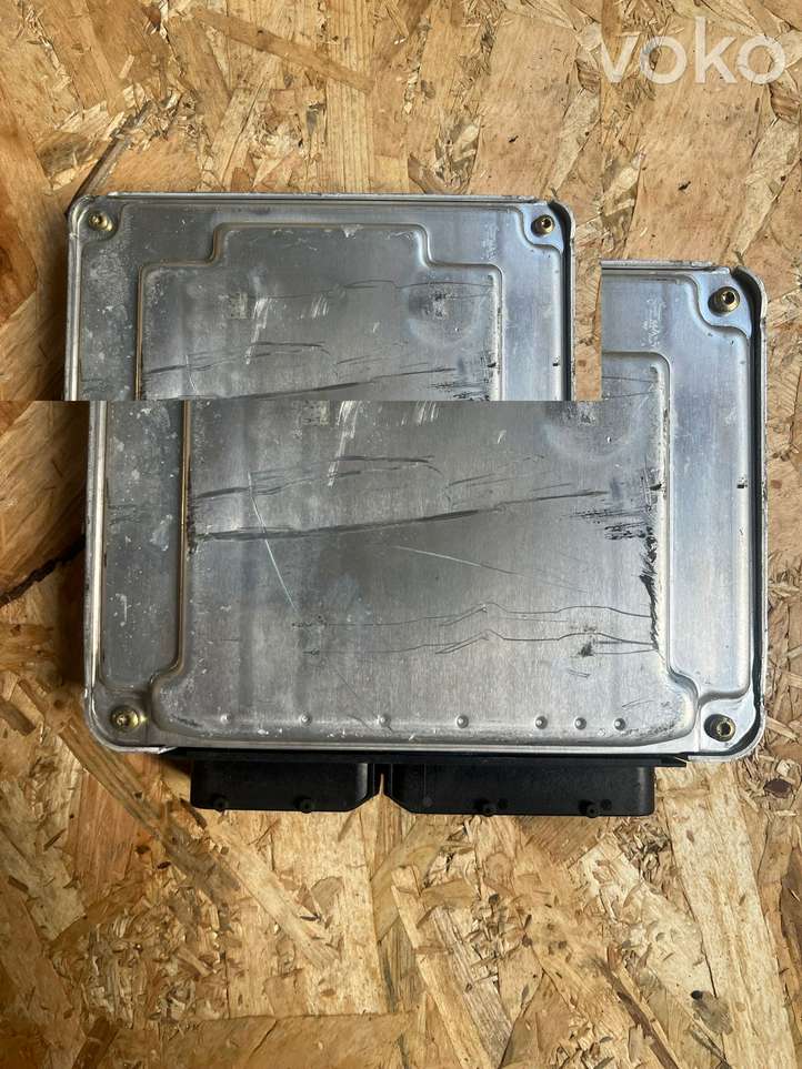 Audi A4 (2000 - 2006)  038906019JQ Блок управления двигателя