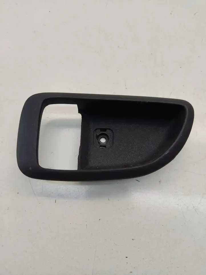 Hyundai Santa Fe (2000 - 2005) 8261126000 Накладка ручки задней двери — фото 1