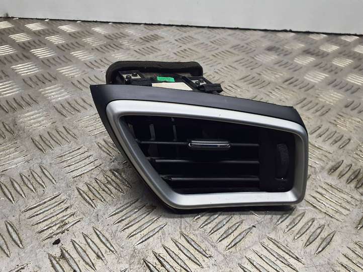 Nissan Qashqai (2013 - 2017)  30490027 Боковая воздушный дефлектор