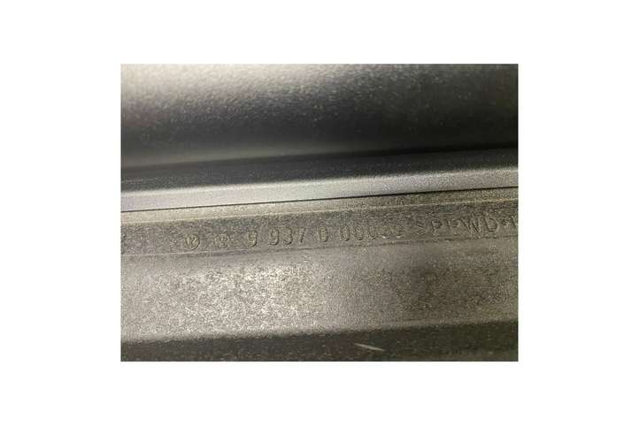 Volkswagen PASSAT B6 (2005 - 2010)  9937000039 Шторка