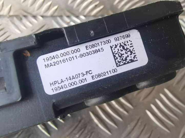Land Rover Range Rover Sport (2013 - 2017)  HPLA14A073FC Узел подключения плюсовых проводов