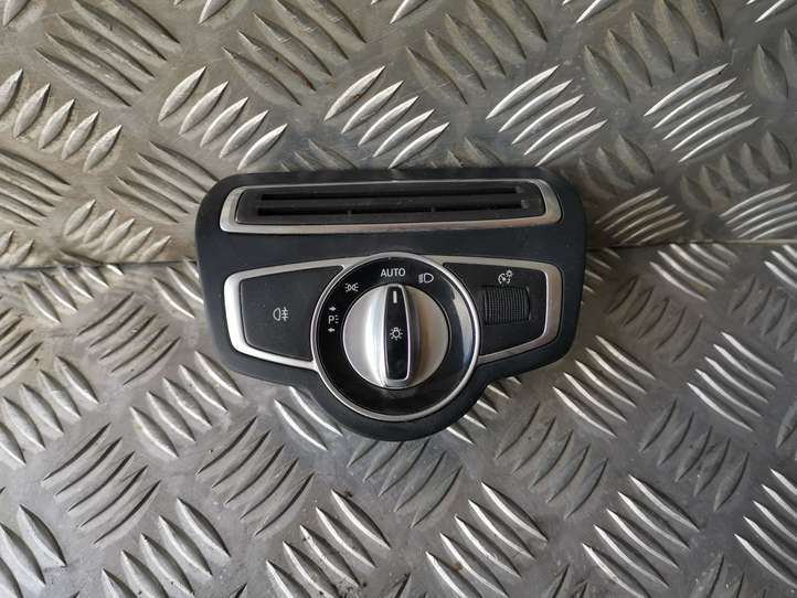 Mercedes-Benz C W205 (2014 - 2021)  A2059057007 Включатель фонарей