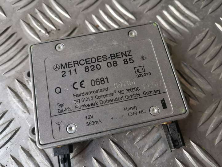 Mercedes-Benz E W211 (2002 - 2009)  2118200885 Усилитель антенны