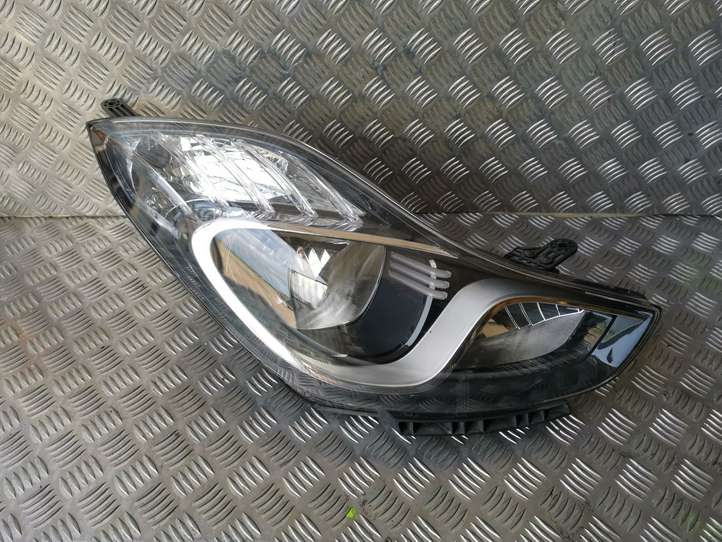 Hyundai ix20 (2010 - 2015)   Передняя фара