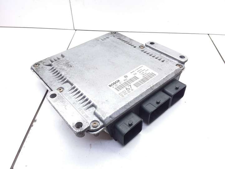 Citroen Xsara Picasso (1999 - 2012)  9647693180 Блок управления двигателя