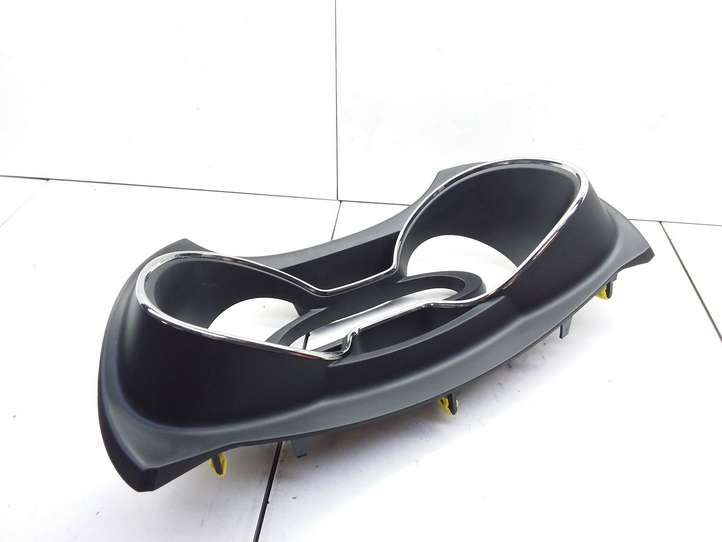 Renault Captur (2013 - 2020)  682504768R Отделка приборного щитка
