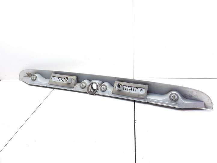 Opel Zafira (2003 - 2006)  90579631 Освещение номера