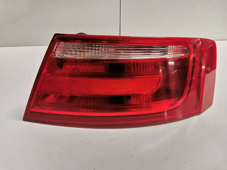 Audi A5 8T 8F (2007 - 2011) 8T0945096 Задний фонарь в кузове — фото 1