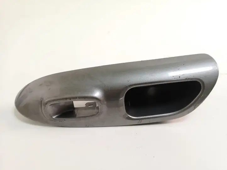Nissan Juke I F15 (2010 - 2018) 829611KA2A Накладка кнопки стеклоподъемника — фото 1