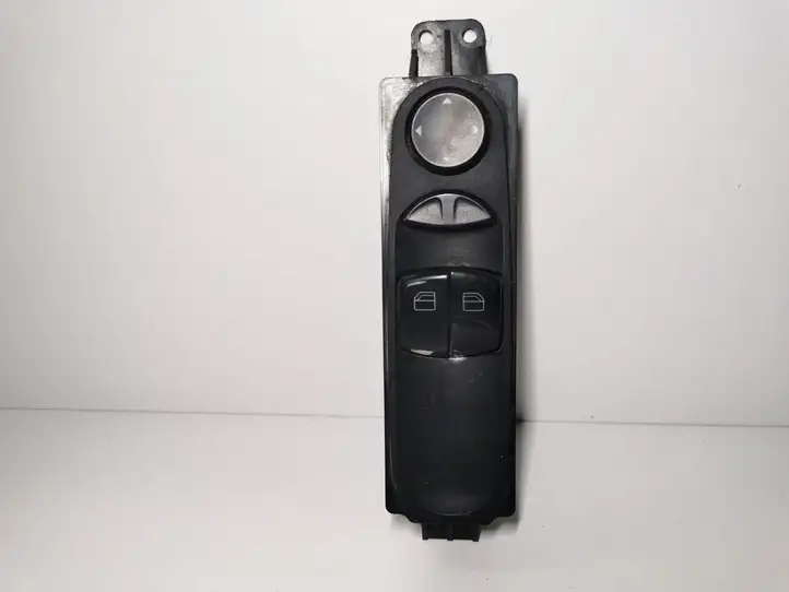 Mercedes-Benz Sprinter W906 (2006 - 2018) A9065451213 Блок кнопок стеклоподъемников — фото 1