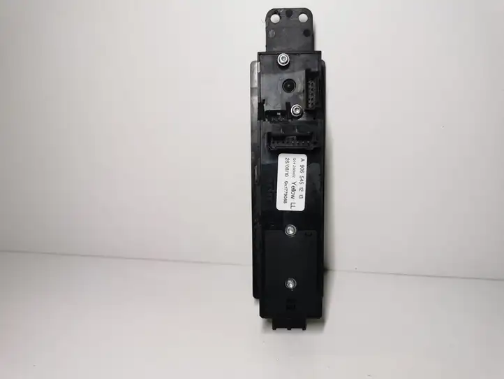 Mercedes-Benz Sprinter W906 (2006 - 2018) A9065451213 Блок кнопок стеклоподъемников — фото 3