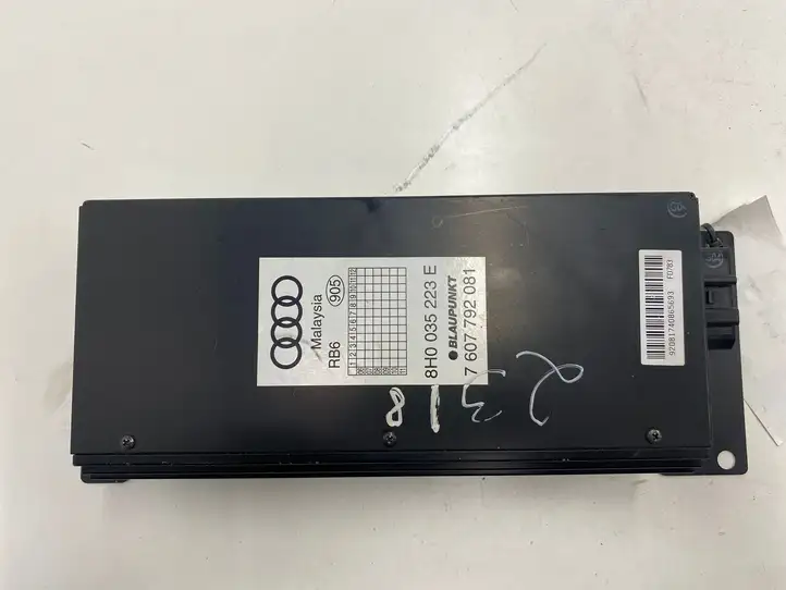 Audi A4 S4 B7 8E 8H (2004 - 2009) 8H0035223E Усилитель звука — фото 1