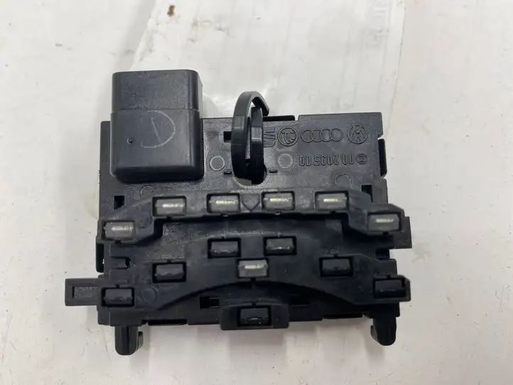 Audi A3/S3 8P (2004 - 2008) 1K0959654 Датчик угла поворота руля — фото 1