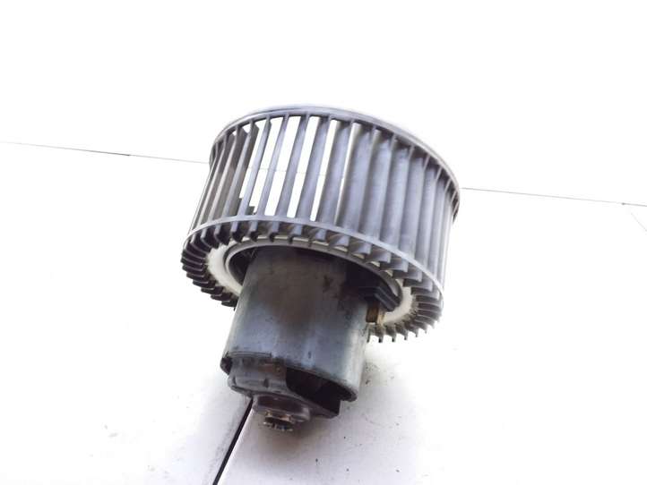 Nissan Almera Tino (2000 - 2006)  3C25030352 Вентилятор печки