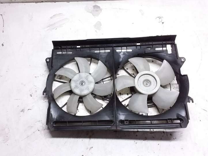 Toyota Corolla Verso AR10 (2004 - 2009)  DT122710925 Комплект вентиляторов