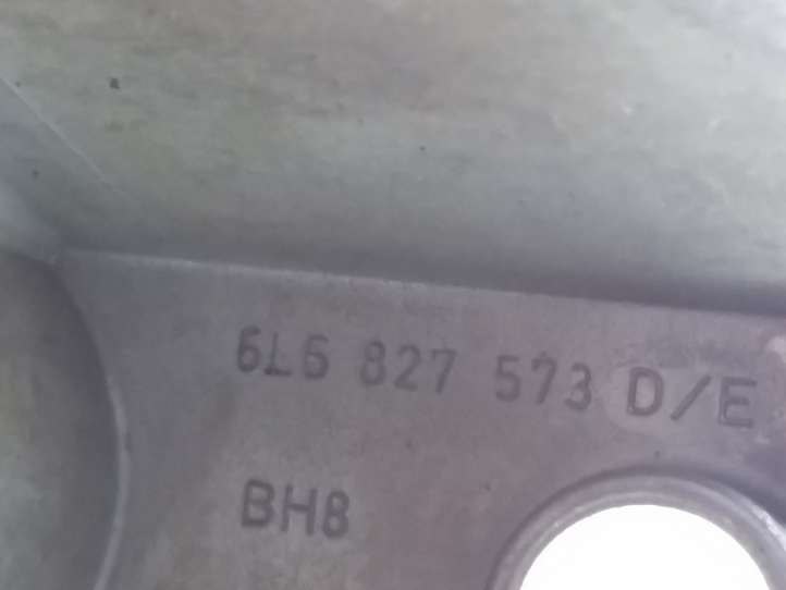 Seat Cordoba (6L) (2002 - 2009)  6L6827573D Замок задней крышки