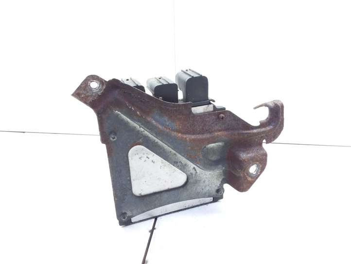 Toyota Avensis T250 (2003 - 2006)  8987120070 Блок управления топливных форсунок