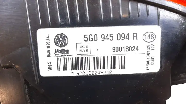 Volkswagen Golf VII (2013 - 2019) Задний фонарь в крышке багажника — фото 3