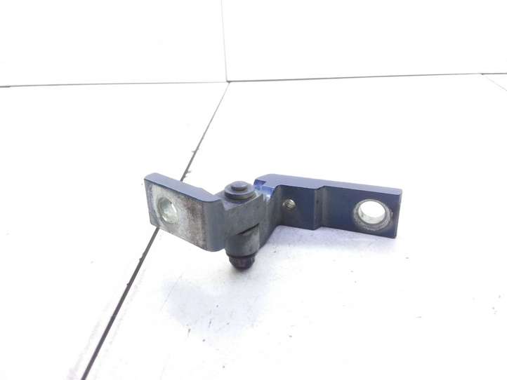Seat Cordoba (6L) (2002 - 2009)  6L0831402 Верхняя петля передней двери