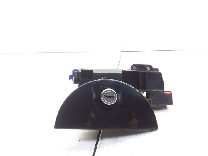 Opel Meriva (2002 - 2006)  09183495 Замок задней крышки
