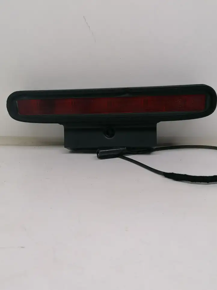 Ford Transit (2000 - 2006) YC1513N408A Дополнительный стоп фонарь — фото 1