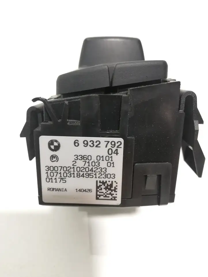 BMW 1 E81 E87 (2004 - 2011) 693279204 Включатель фонарей — фото 2