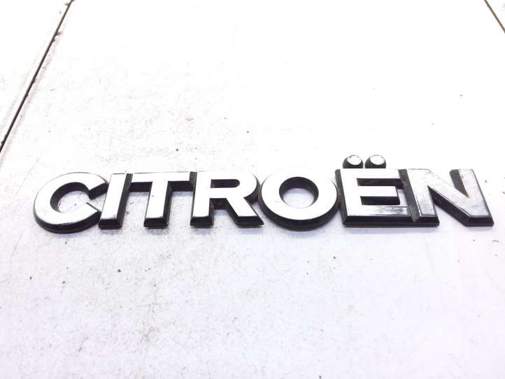 Citroen Berlingo (1996 - 2002)  9620952980 Значок производителя / буквы модели