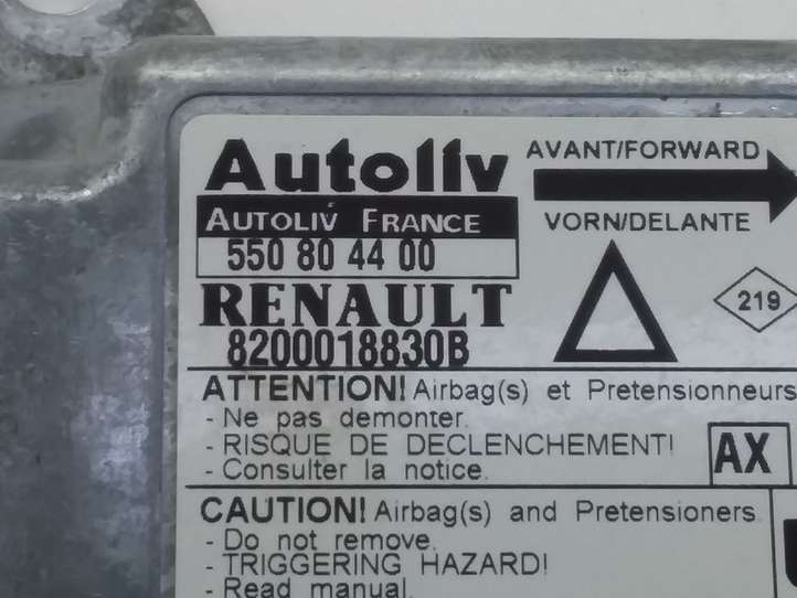 Renault Laguna (1993 - 2001)  8200018830B Блок управления надувных подушек