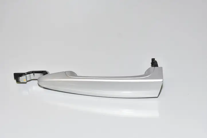 BMW 3 E90 E91 (2005 - 2012) Наружная ручка задней двери — фото 1