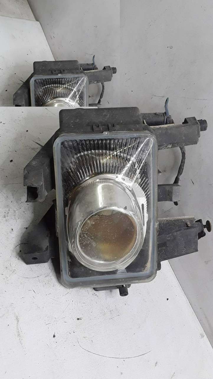 Opel Astra (2004 - 2009)  13261997 Передняя противотуманная фара