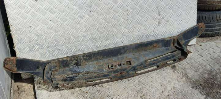 Mercedes-Benz Sprinter W901 W902 W903 W904 (1995 - 2007)  A9018800103 Верхняя часть панели радиаторов (телевизора)